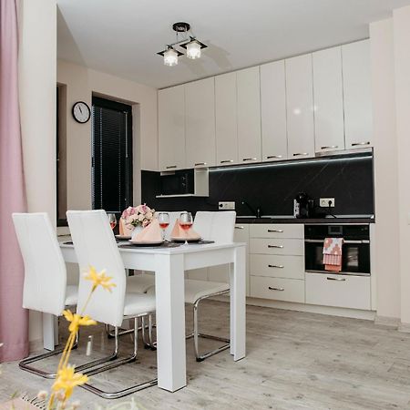 Rose Valley Apartment Казанлък Екстериор снимка
