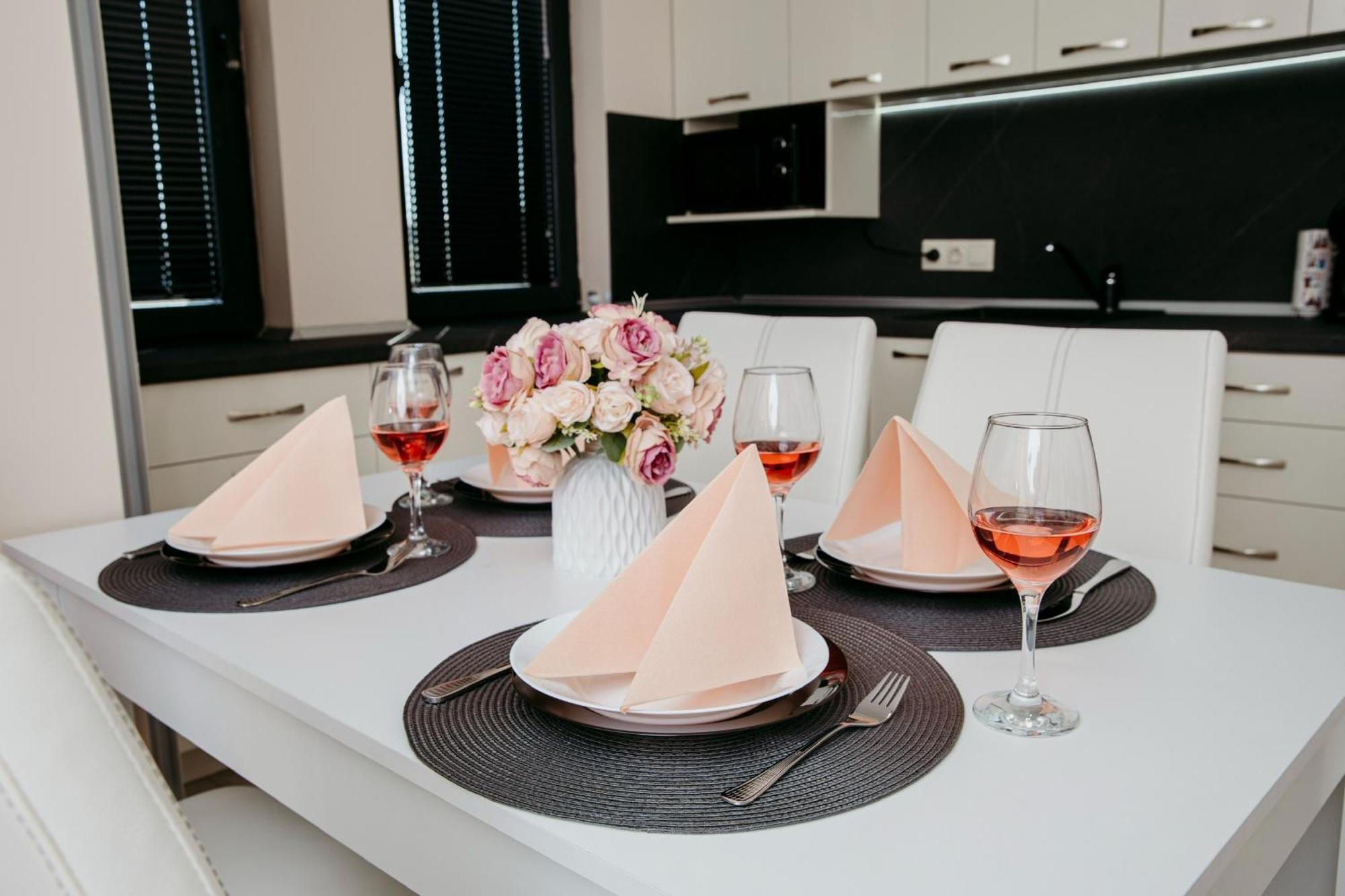 Rose Valley Apartment Казанлък Екстериор снимка